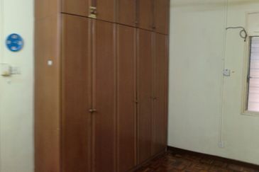 Subang Perdana Goodyear Court 1