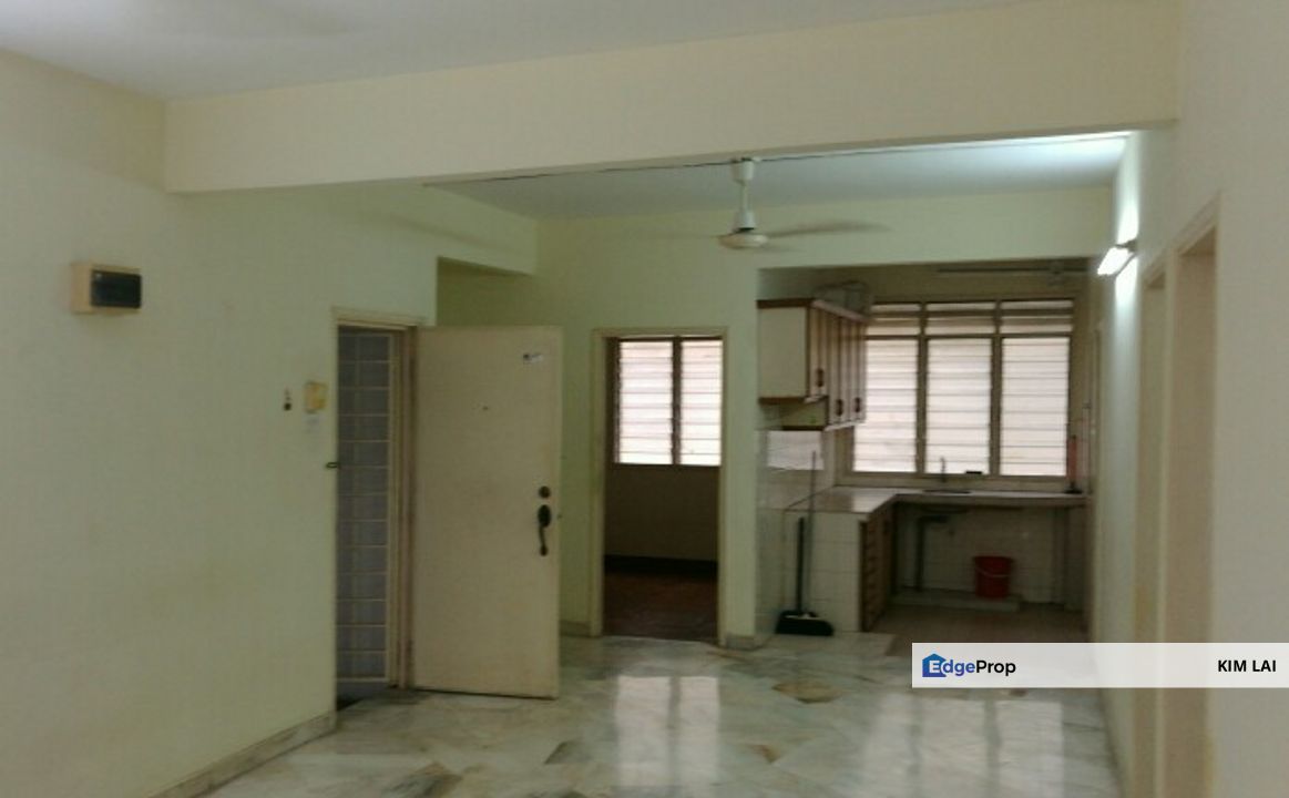 Subang Perdana Goodyear Court 1, Usj, Opposite LRT Subang Jaya Selangor, Selangor, USJ