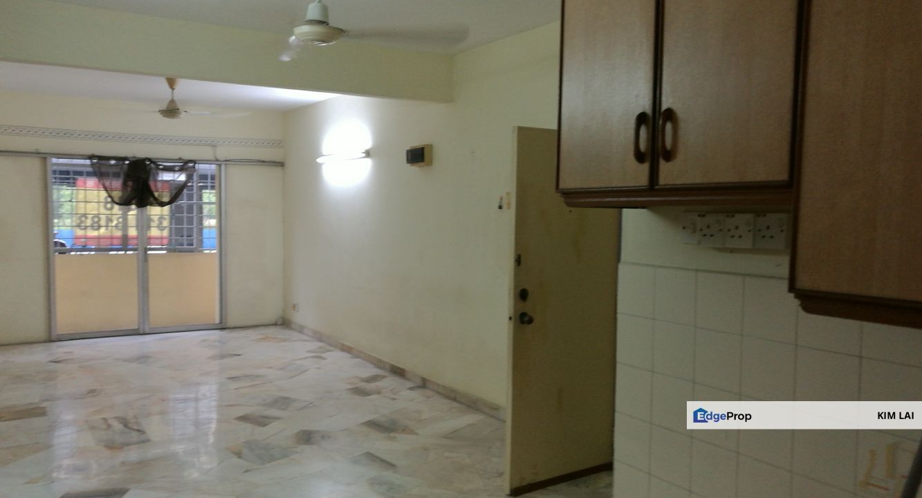 Subang Perdana Goodyear Court 1, Usj, Opposite LRT Subang Jaya Selangor, Selangor, USJ