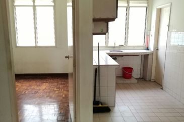 Subang Perdana Goodyear Court 1