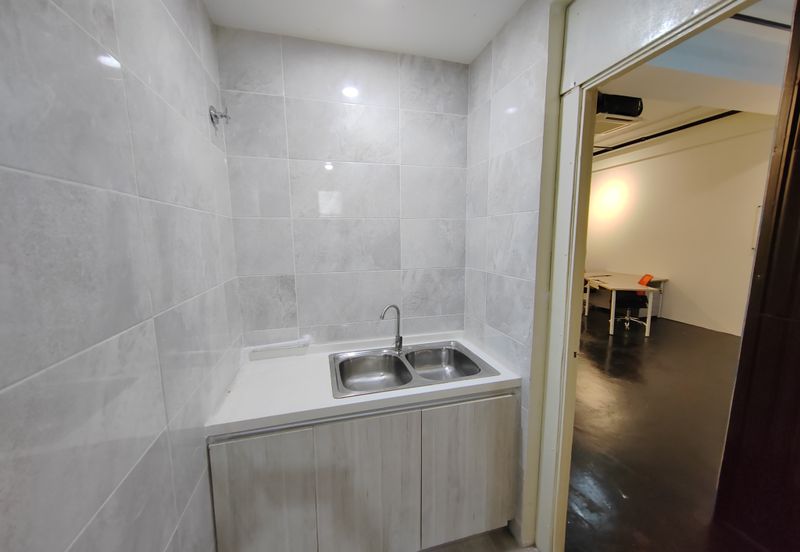 Kenwingston Business Centre