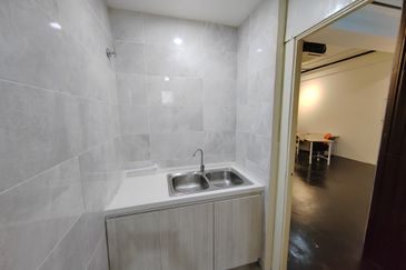 Kenwingston Business Centre