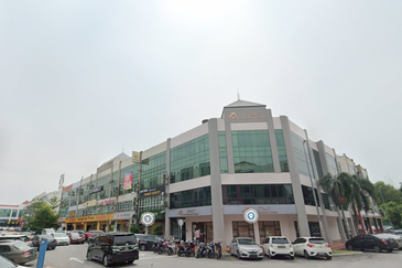 Bandar Puteri Puchong Office To Let