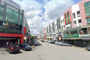 Bandar Puteri Puchong Office To Let