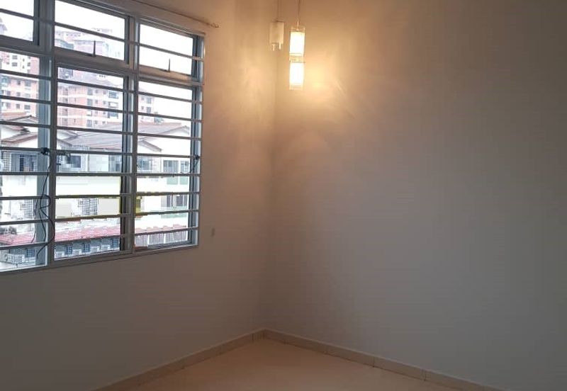 Apartment Adalia [Rented out] Bandar Sungai Long 43000 Kajang Selangor
