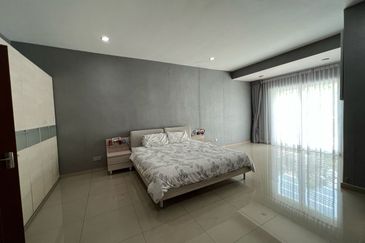 Double Storey Bandar Puteri Puchong 10 Renovated