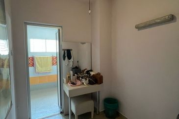 Double Storey Bandar Puteri Puchong 10 Renovated