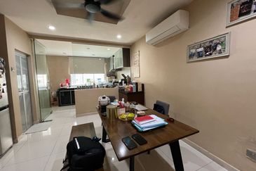 Double Storey Bandar Puteri Puchong 10 Renovated