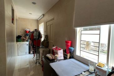 Double Storey Bandar Puteri Puchong 10 Renovated