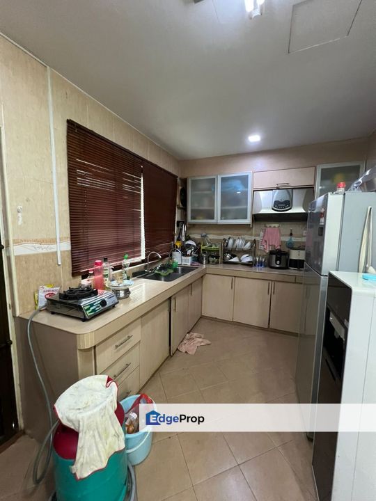 Double Storey Bandar Puchong Jaya 22x70 Extended , Selangor, Puchong