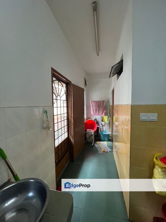 Double Storey Taman Wawasan 3 Puchong Extended, Selangor, Puchong