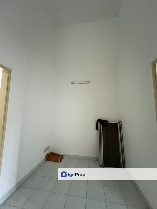 Double Storey Bandar Puchong Jaya 18x65 Freehold Extended 3r3b, Selangor, Puchong