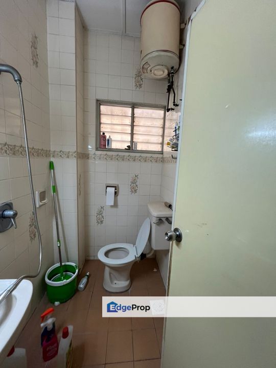Double Storey Usj 4 24x75 Subang Jaya Freehold , Selangor, USJ