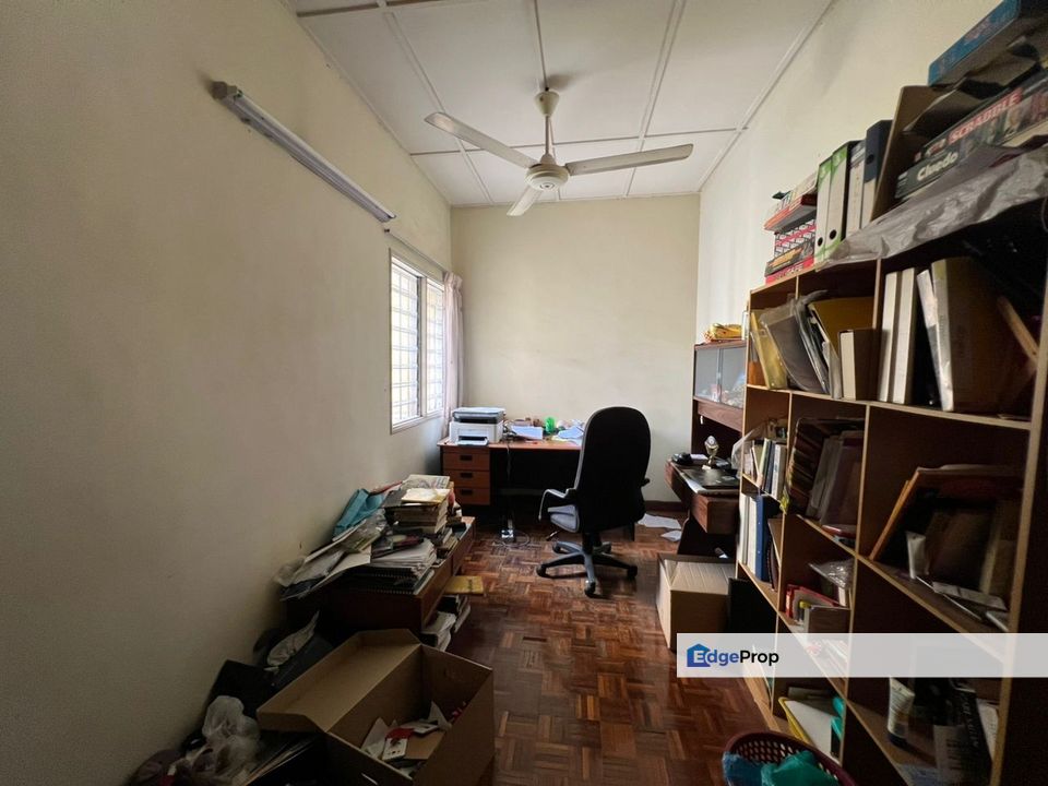 Double Storey Usj 4 24x75 Subang Jaya Freehold , Selangor, USJ