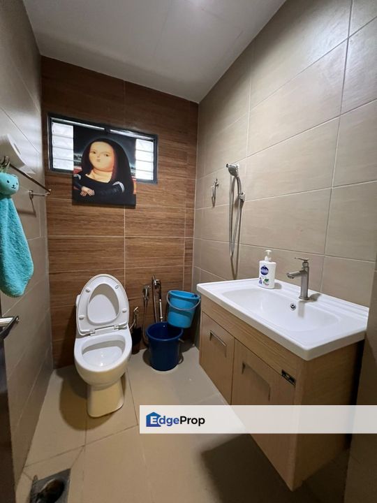 Double Storey Usj 4 Subang Jaya 24x75 Freehold Gated Guarded, Selangor, USJ