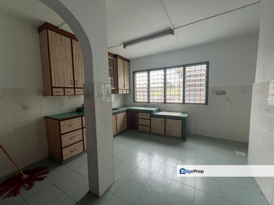 End Lot Double Storey Usj 3 , Selangor, Subang Jaya