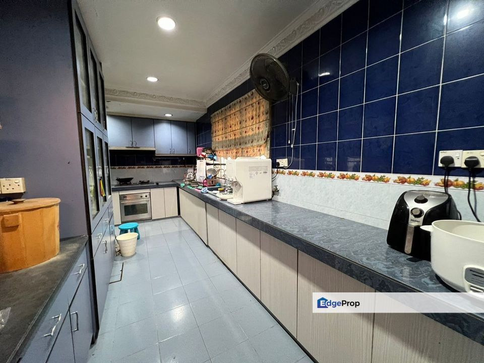 2 Sty End Lot Usj 4 27x75 Extended, Selangor, USJ