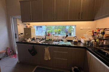 Bandar Puteri 6 Serena 2 Sty High Ceiling 22x75