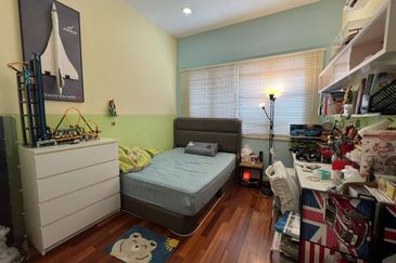 Bandar Puteri 6 Serena 2 Sty High Ceiling 22x75