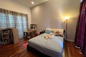 Bandar Puteri 6 Serena 2 Sty High Ceiling 22x75