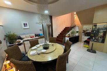 Double Storey Bandar Puteri 11 Renovated 