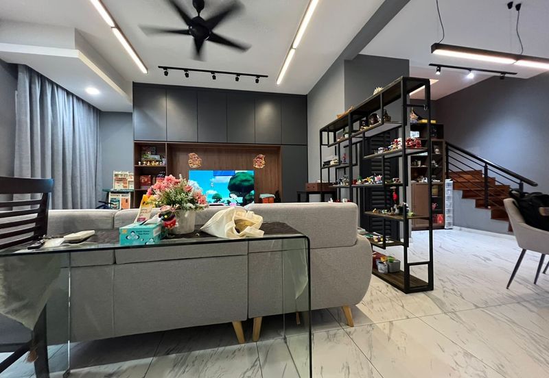 2 Sty Bandar Puteri 6 Zarra Renovated 22x75