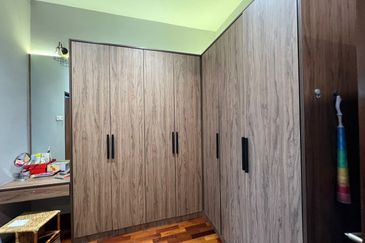 2 Sty Bandar Puteri 6 Zarra Renovated 22x75