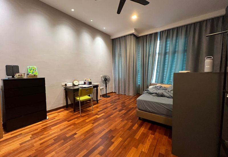 2 Sty Bandar Puteri 6 Zarra Renovated 22x75