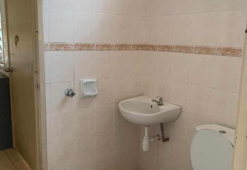 Double Storey Bandar Puteri 8 Puchong 22x75 