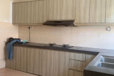 Double Storey Bandar Puteri 8 Puchong 22x75 