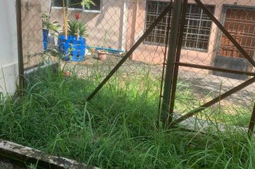 Double Storey Bandar Puteri 8 Puchong 22x75 