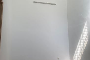 Double Storey Bandar Puteri 8 Puchong 22x75 