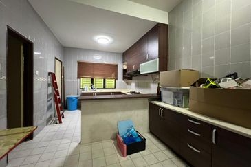 Jalan Bandar Kinrara 5B/1