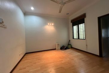 Jalan Bandar Kinrara 5B/1