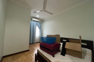 Jalan Bandar Kinrara 5B/1