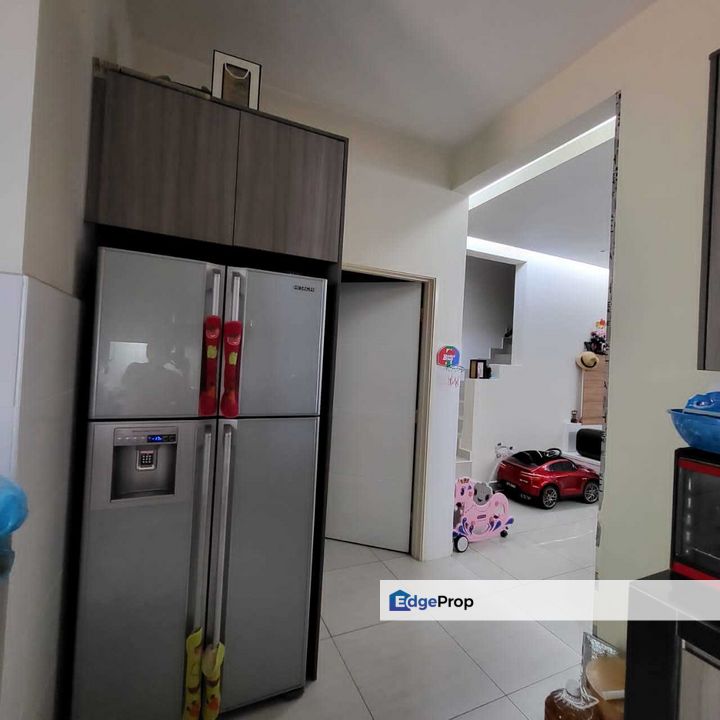 TOWNHOUSE Odora Parkhomes Sierra 1 @ 16 Sierra For Sale ✨ RENOVATED LOWERUNIT FULLFURNISH EXTENDEDBACK KITCHEN, Selangor, Puchong South