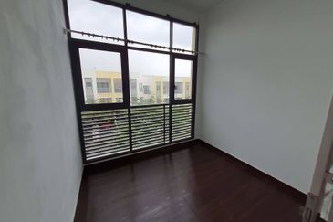 Sierra 1, Odora Parkhomes