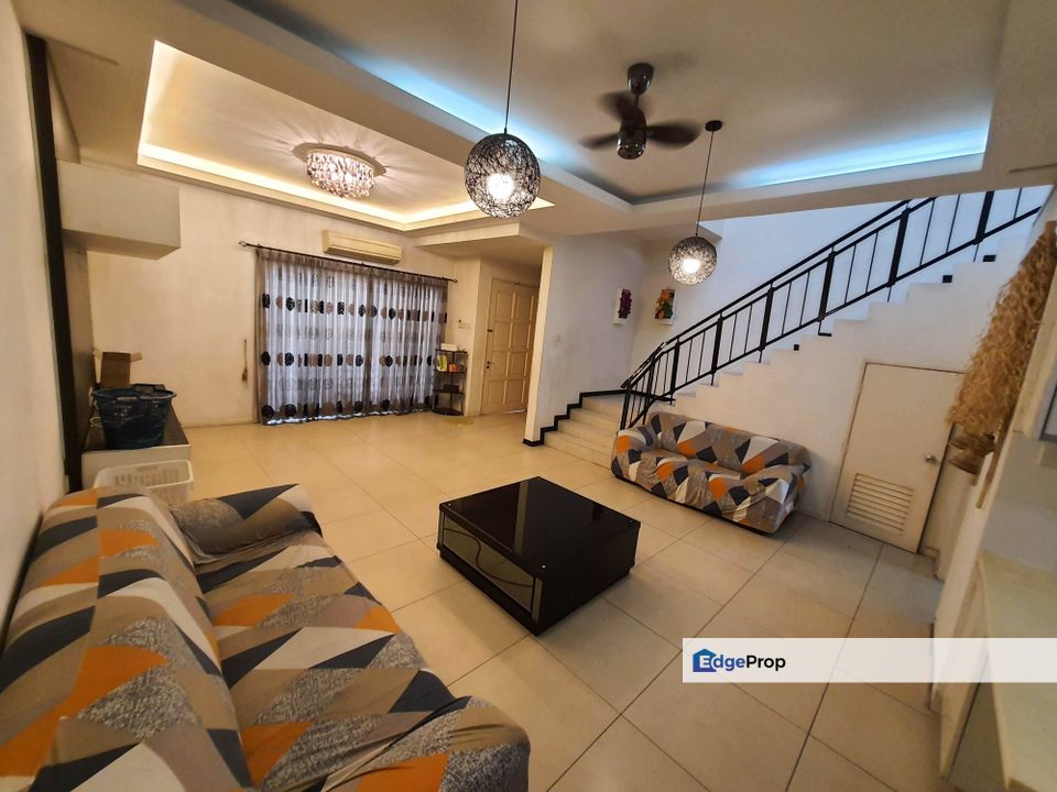 2 Storey House D'Alpinia @ 16 Sierra ✨ RENOVATED 22X75 KITCHENCABINET WET&DRY PEACEFUL & QUIET ENVIRONMENT, Selangor, Puchong South