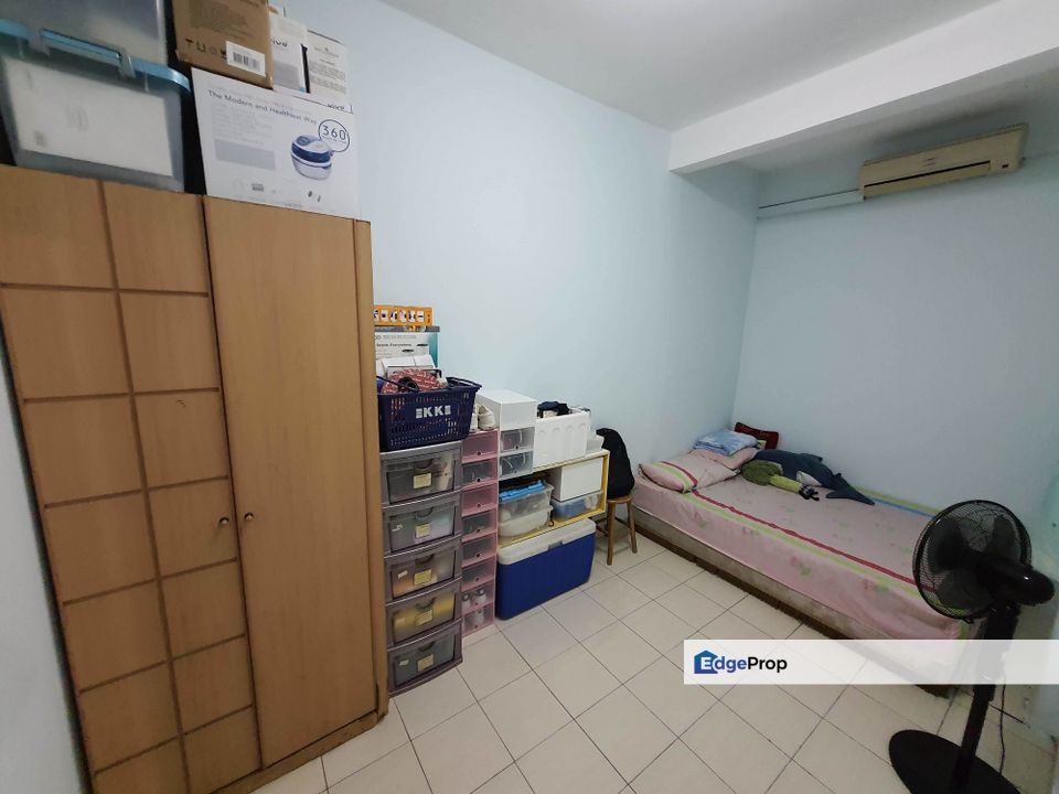 ✨ 2 Storey House @ Taman Prima Tropika ✨ RENOVATED 24X75 SPACIOUS EXTENDEDBACK GOODCONDITION GATEDGUARDED, Selangor, Seri Kembangan