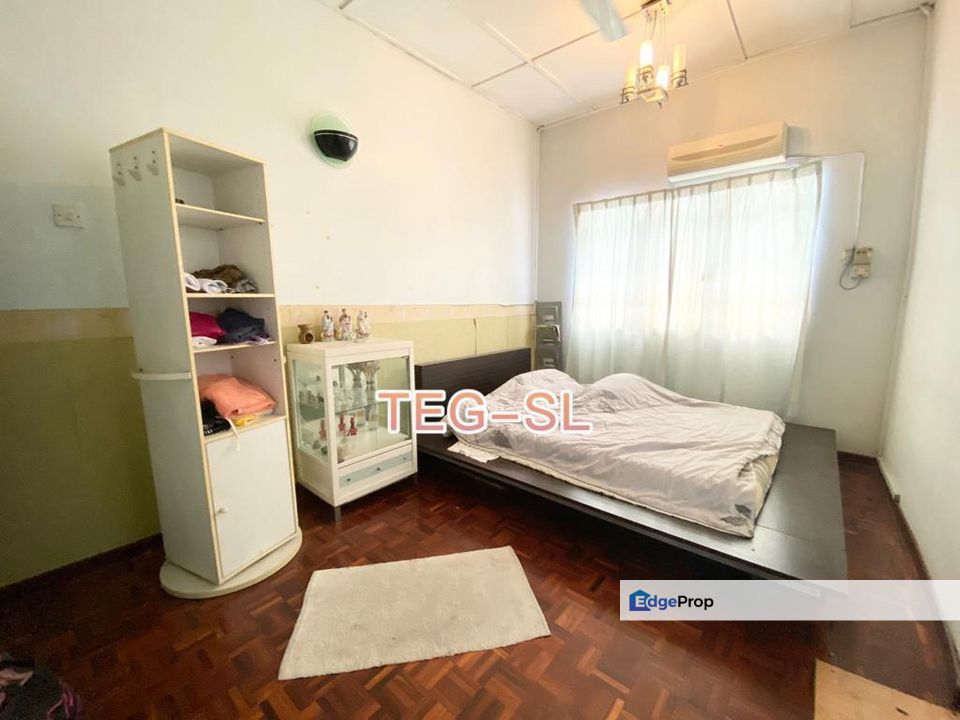{FULLY FURNISHED} Taman Sri Andalas, Klang 20x70 Non Facing House 4R3B SALE, Selangor, Klang