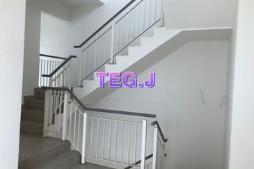 Zeyheri, Setia Utama 2