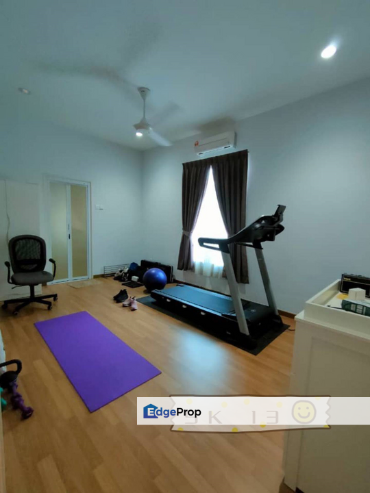 Below Market Value Buy 2Sty Semi-D Canary Garden Bandar Parkland Klang, Selangor, Klang