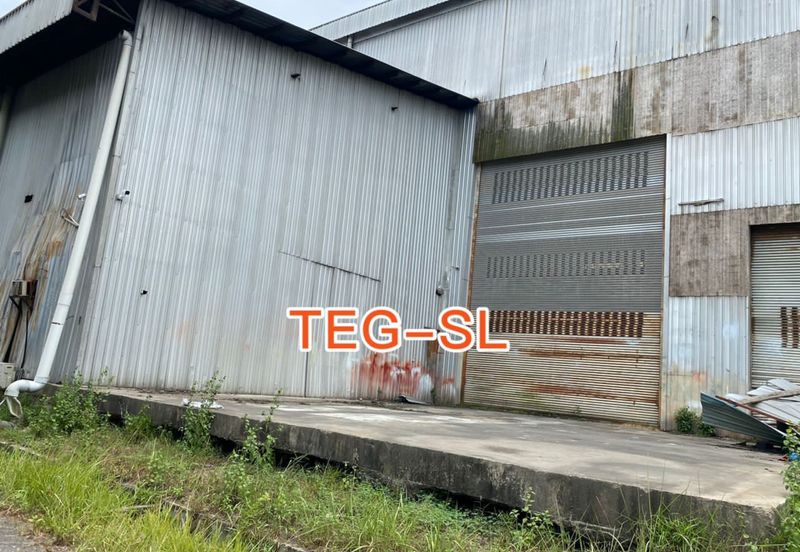 West Port, Pulau Indah