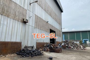 West Port, Pulau Indah