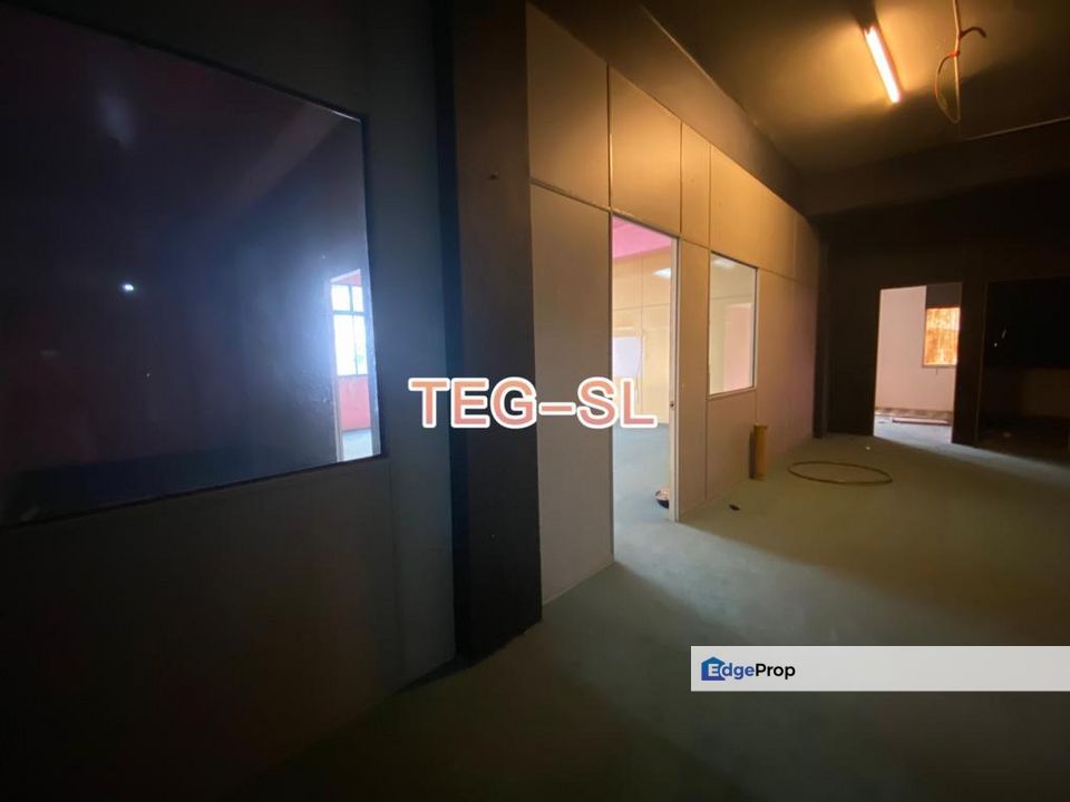 [2 adjoining shoplot] Bandar Baru 4 sty Endlot Shoplot for SALE Klang, Selangor, Klang