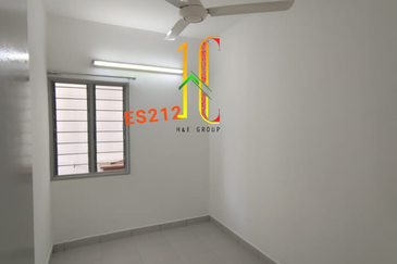 Pangsapuri Akasia, Bandar Botanic