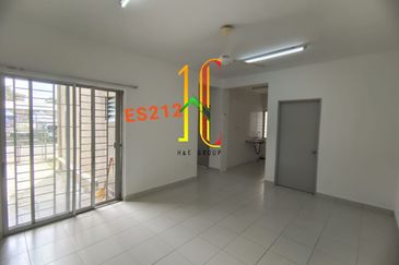 Pangsapuri Akasia, Bandar Botanic