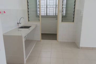 Seri Baiduri Apartments @ Setia Alam