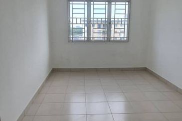 Seri Baiduri Apartments @ Setia Alam