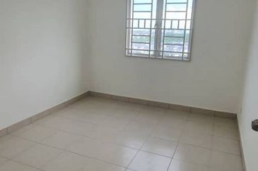 Seri Baiduri Apartments @ Setia Alam